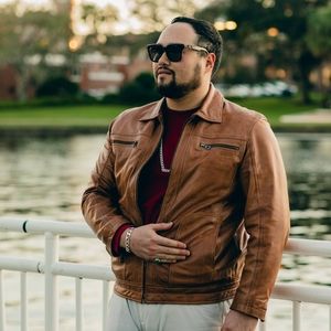 Meet your Posher, Michael